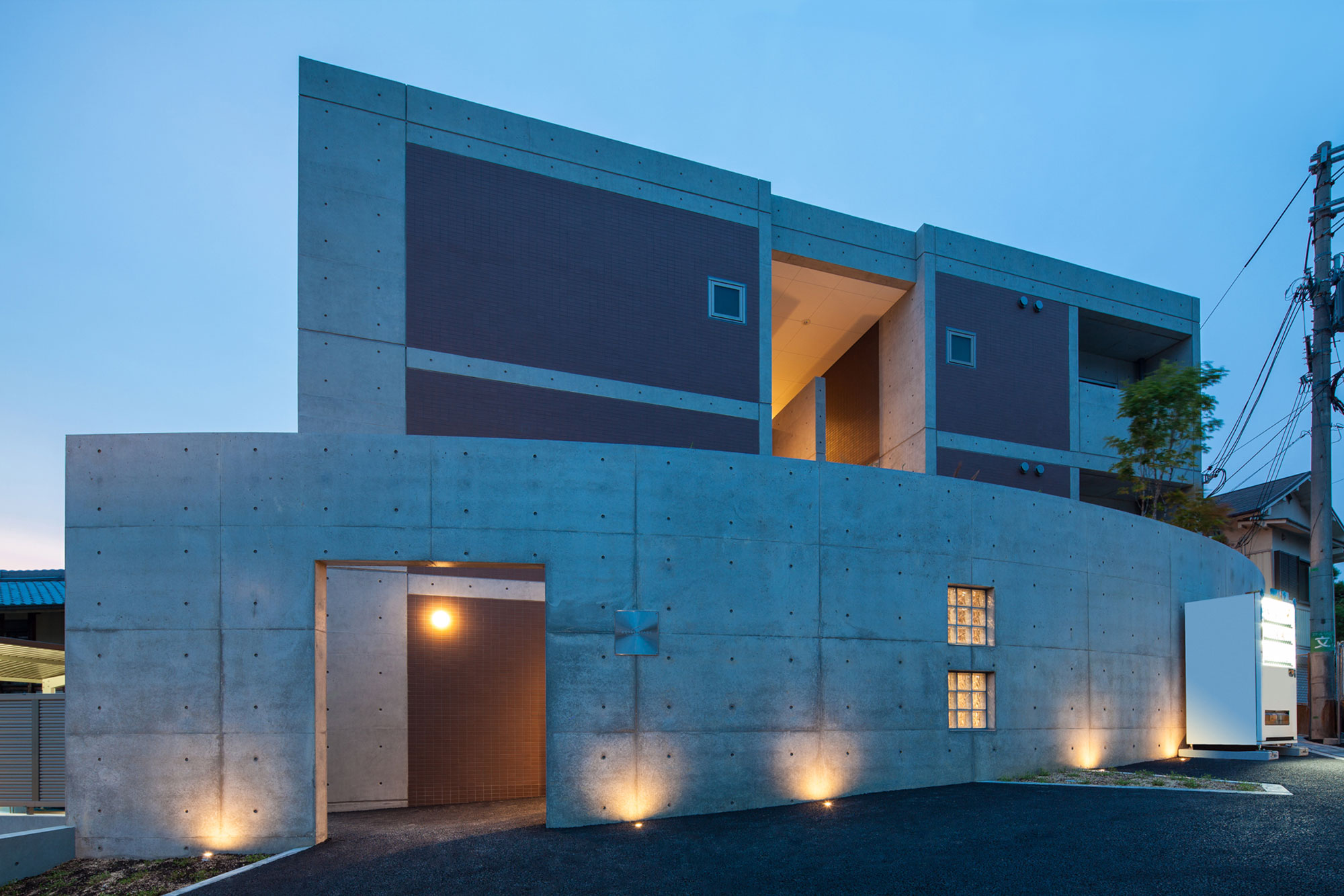 416 Architects 『ロイヤルステージ南春日丘』 2015年 集合住宅