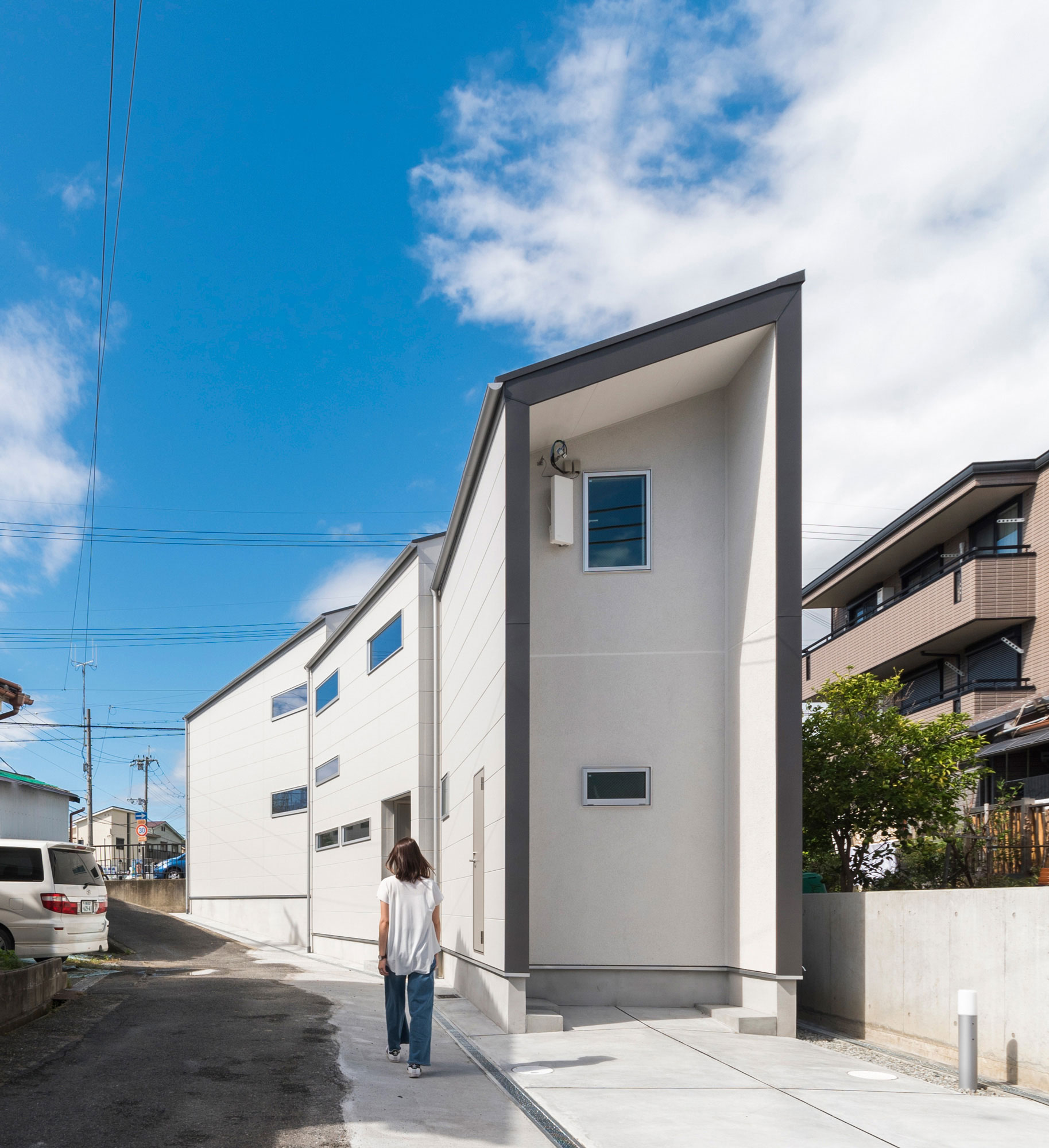 416 Architects 『３つの片流れ屋根の家』 2018年 一戸建ての住宅